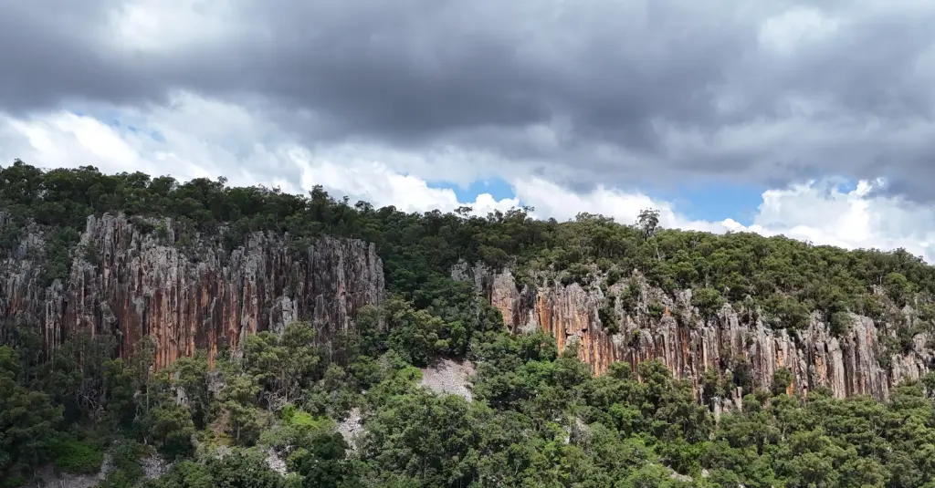 Frog Buttress banner