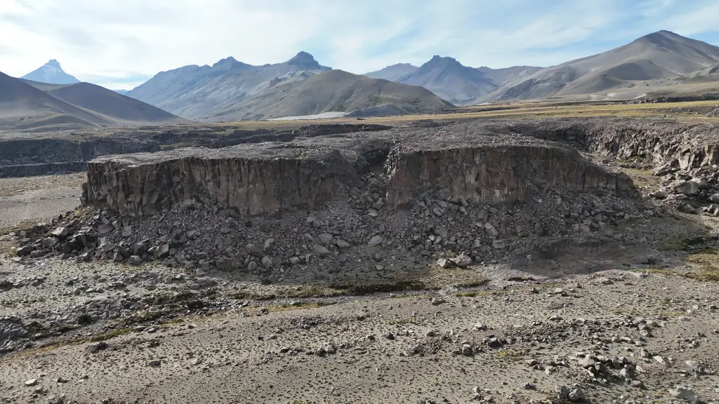 Bajo Presion & Guarida del Frances banner