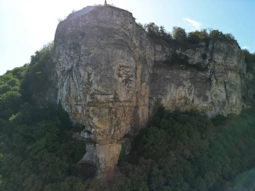 Pilier de la Vierge banner