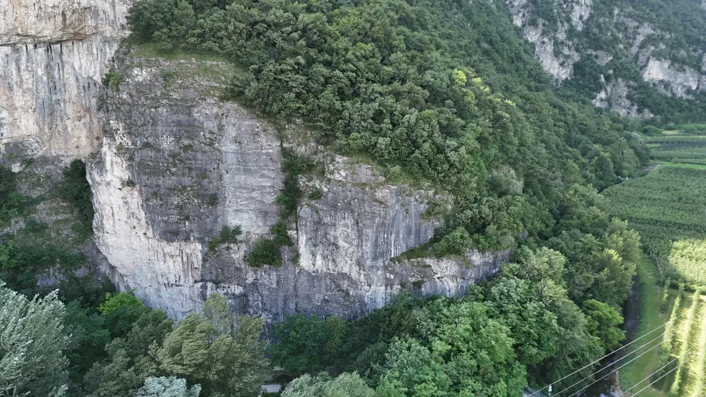 La Vela Right banner