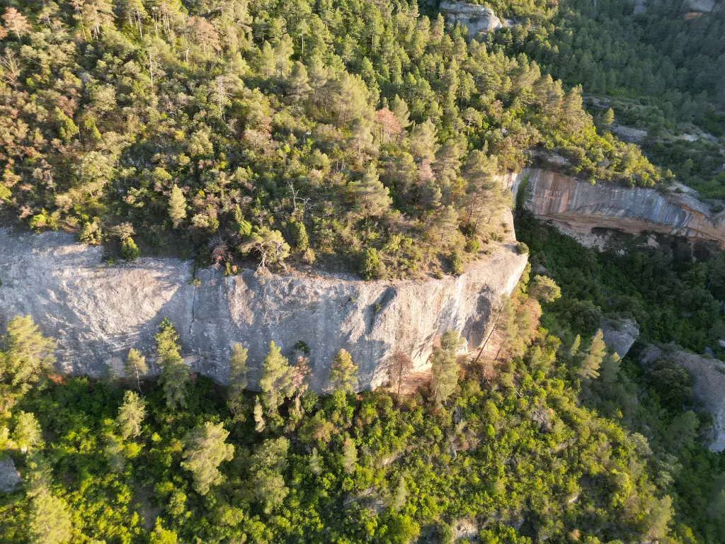 Raco de la Finestra, Finestra Extensio, Cami de les Tenebres banner