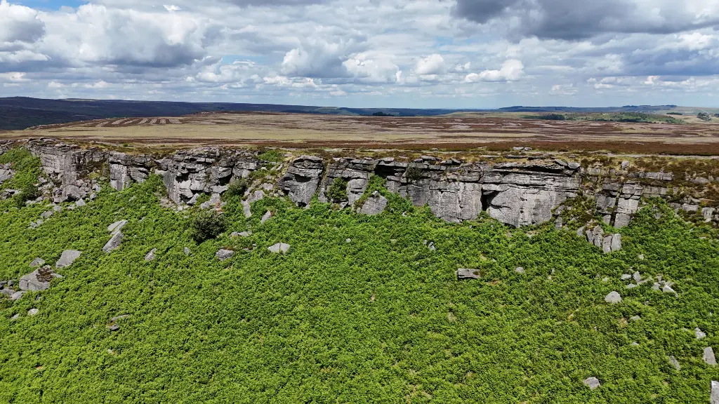 Exodus - Travesties banner